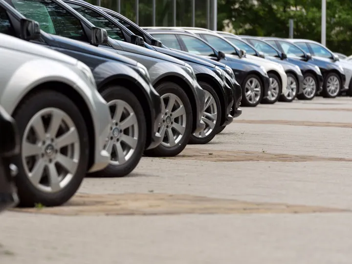 Regalride Business cars